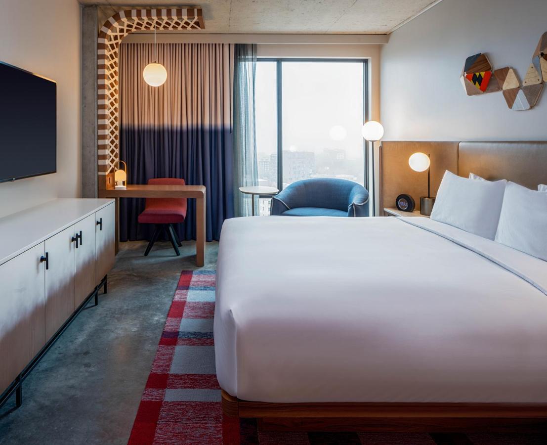 Hyatt Centric Downtown Portland Hotel Exterior photo