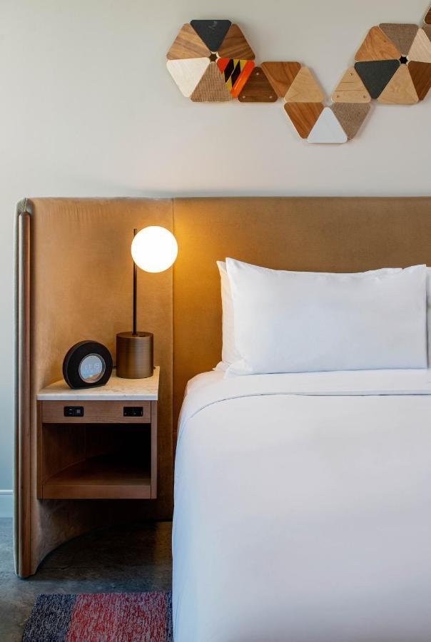 Hyatt Centric Downtown Portland Hotel Exterior photo