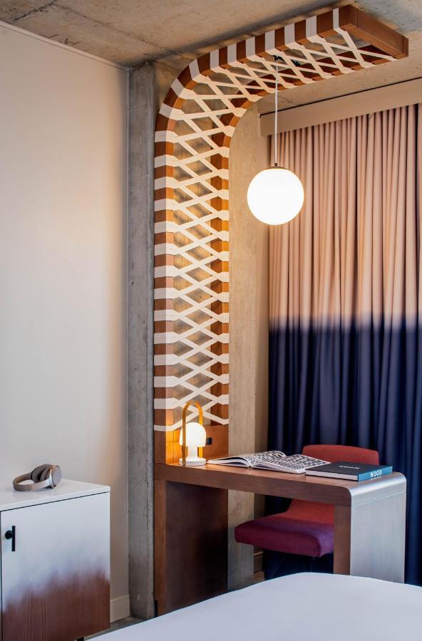 Hyatt Centric Downtown Portland Hotel Exterior photo