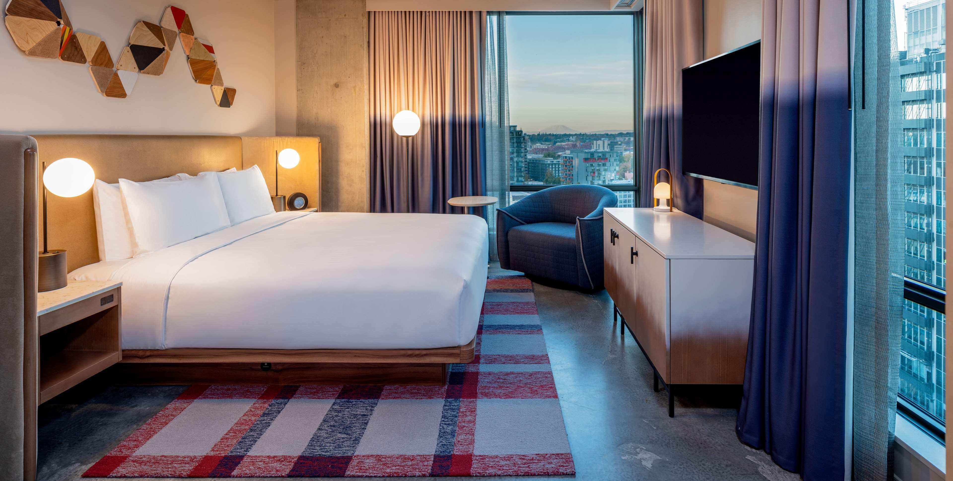 Hyatt Centric Downtown Portland Hotel Exterior photo